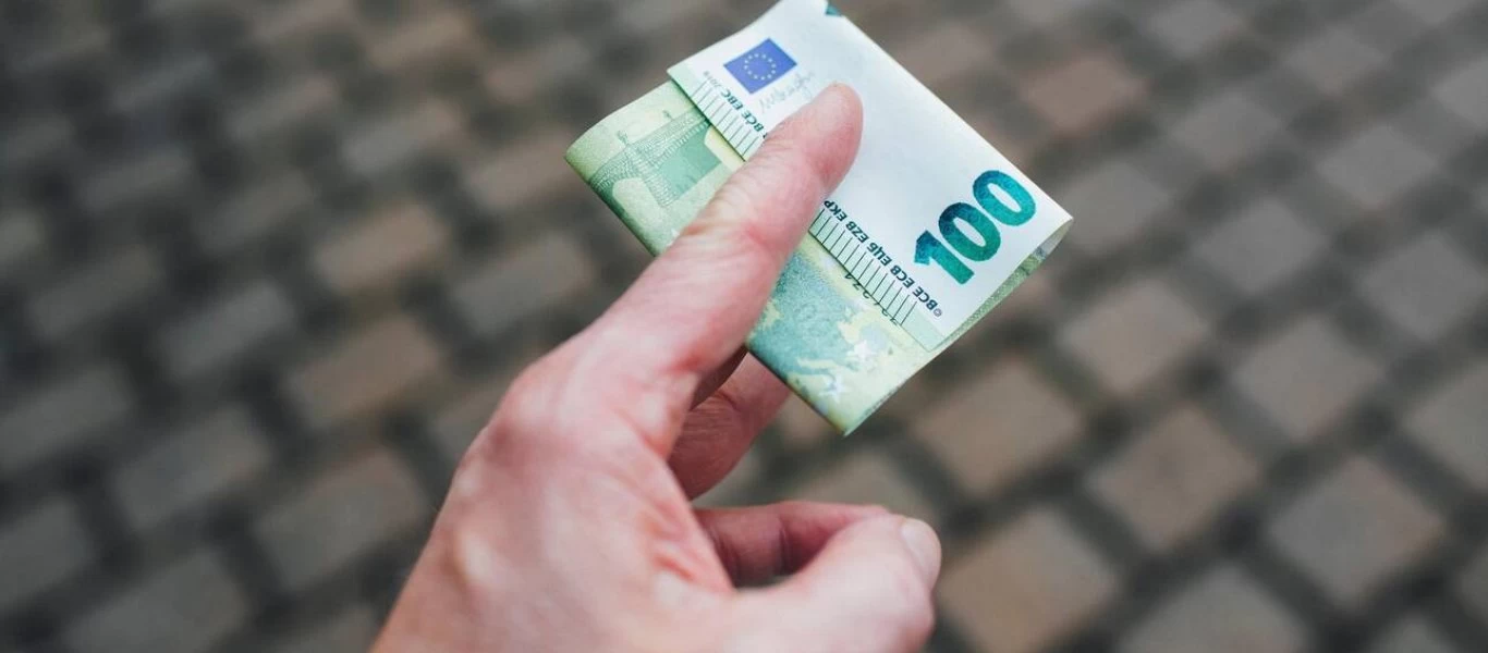 Επίδομα 534 ευρώ: Νέα καταβολή αύριο σε 2.959 δικαιούχους - Ποιους αφορά